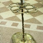 879 4111 UMBRELLA STAND